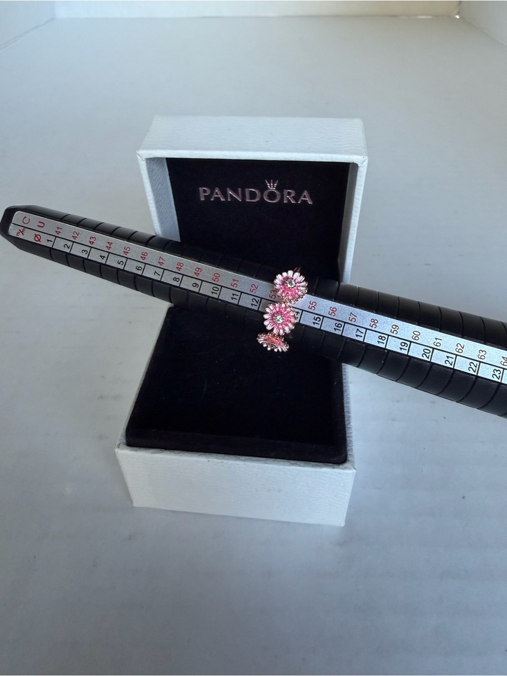 Pandora Rose-Tone Pink Floral Trio Ring NIB Sz 6.5 - Picture 6 of 11